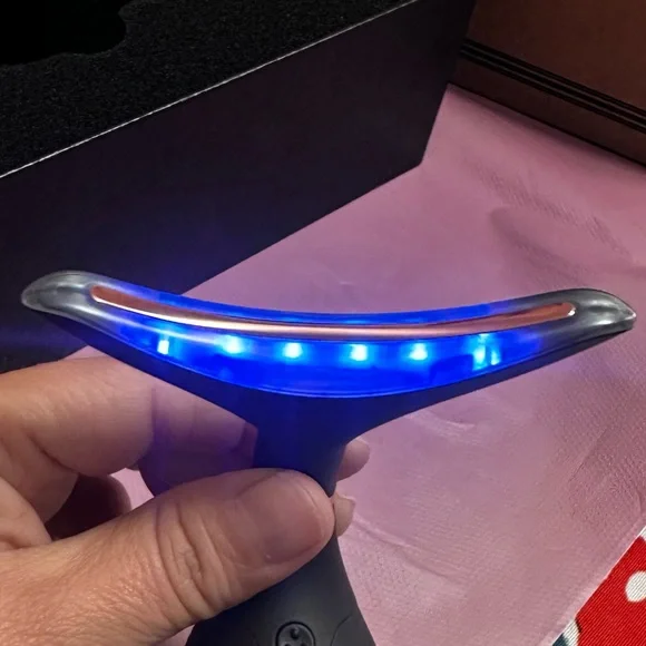 Glo24K Skin Rejuvenation Beauty Led Device for Face and Neck Black/Gold New